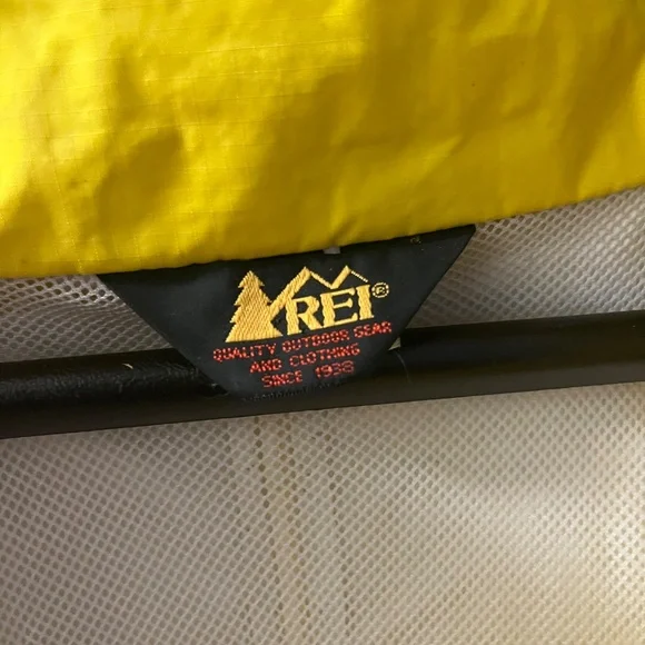 REI bright yellow raincoat (no hood, long in back for rear-end coverage) pockets - Picture 8 of 13